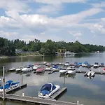 Danube Dream Superb View & Garage * Budapeste