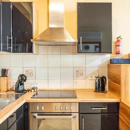 Danube Dream Superb View & Garage