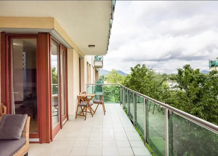 Апартаменты Danube Dream Superb View & Garage *